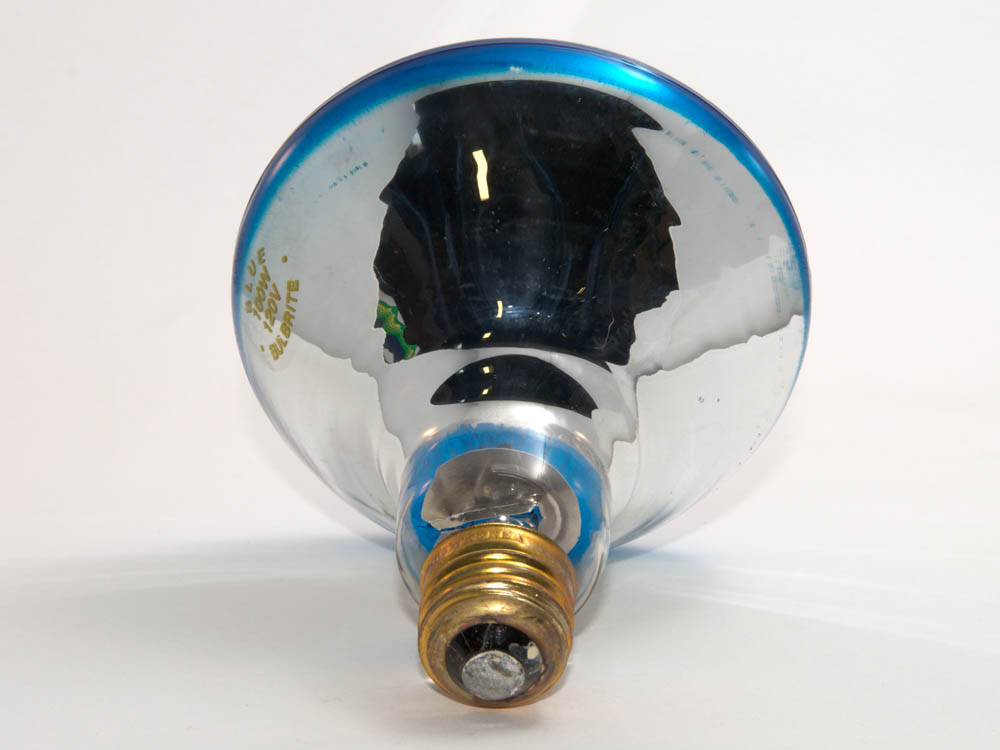 Bulbrite B273100 100BR38B  (Blue) 100 Watt, 120 Volt BR38 Blue Reflector Bulb