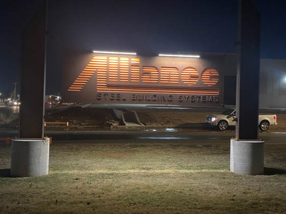 Light Efficient Design SL-SDL-4FT-40K-BK-G2 Solera 48" Off-Grid Solar LED Sign Light Fixture 4000K With Photocell