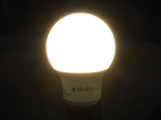 Bulbs.com 281221 A19 120V 8.5W 60WE 827 E26 NDM G4 8.5 Watt Non-Dimmable 2700K A-19 LED Bulb